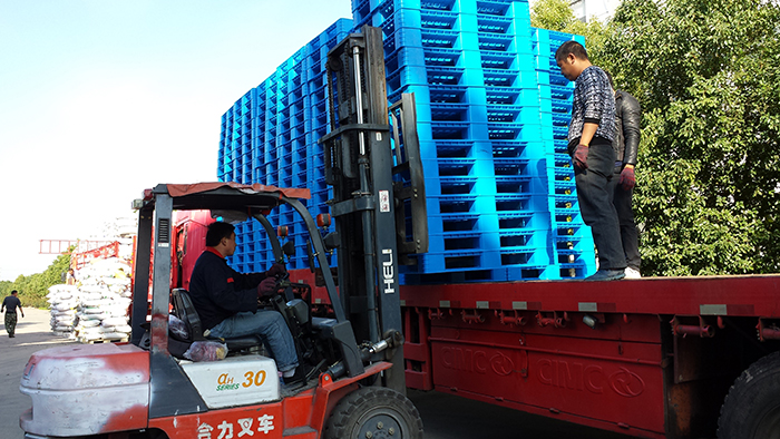 1210輕型田字網格塑料托盤 1210輕型田字網格塑料托盤