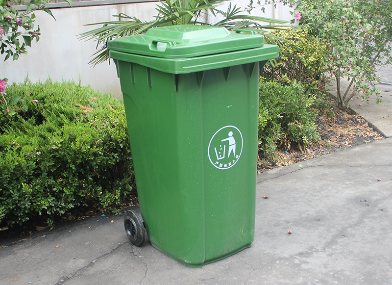 林輝240L特厚上掛車垃圾桶.jpg 林輝240L特厚上掛車垃圾桶.jpg