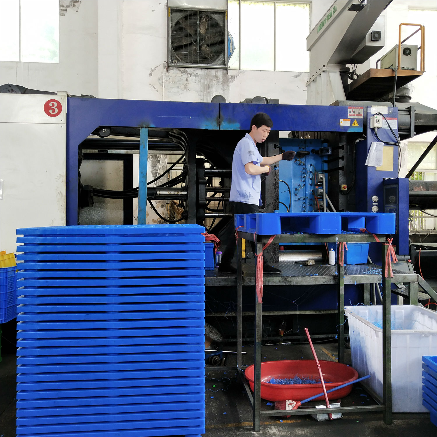 塑料托盤價(jià)格生產(chǎn)廠家 塑料托盤價(jià)格生產(chǎn)廠家