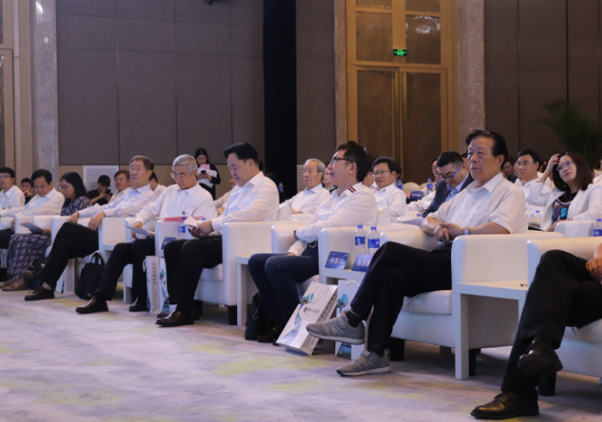 中國工程院院士倪光南院士等 中國工程院院士倪光南院士等