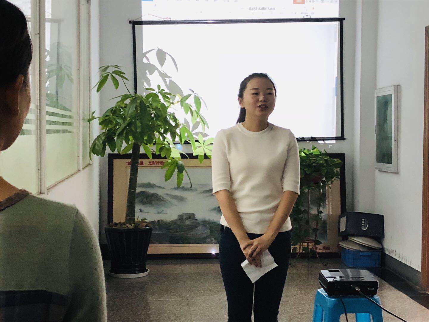 塑料托盤廠家每周早會，以飽滿的精神開單！