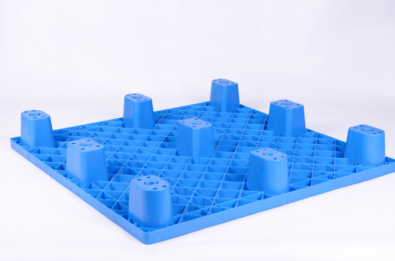 買到就是賺到，經(jīng)濟(jì)實(shí)惠選九腳塑料托盤