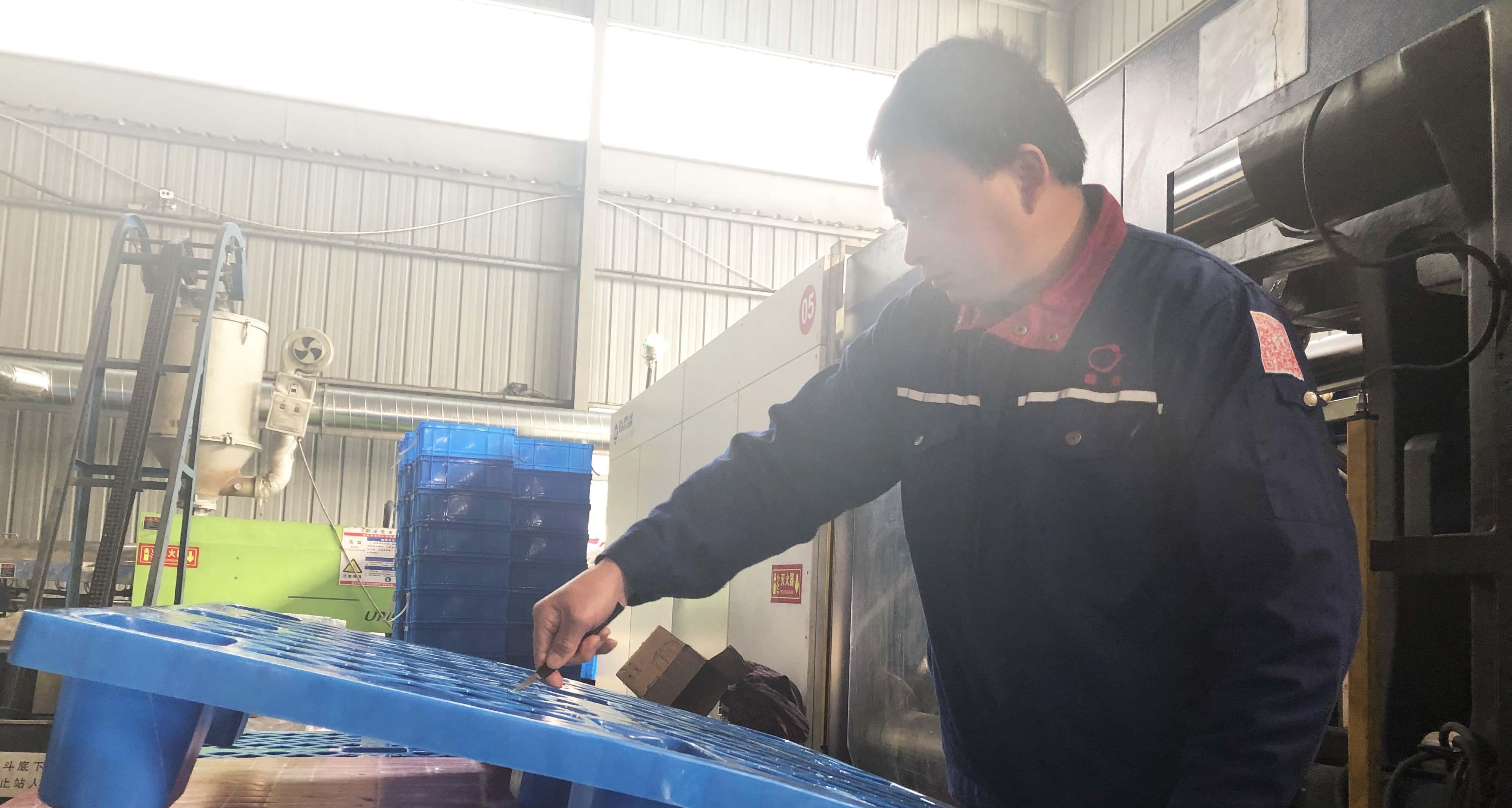 動不動比塑料托盤價格，行家告訴你事實非如此！