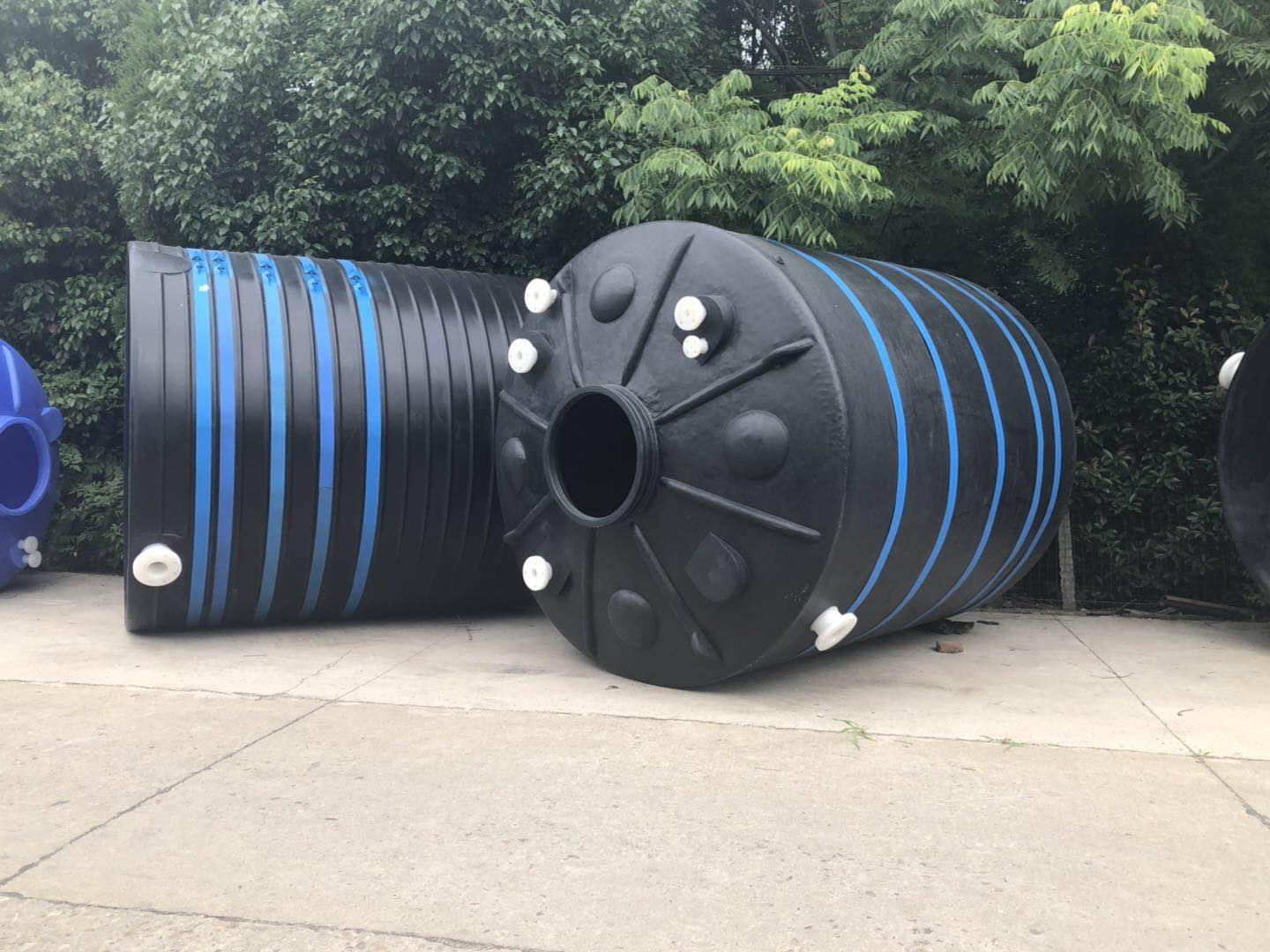 塑料儲(chǔ)罐打孔，一張圖告訴你這些孔的意義！