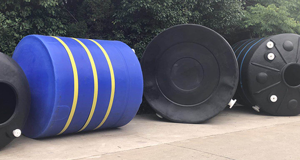 塑料儲(chǔ)罐外緣鋼帶的那些事情？