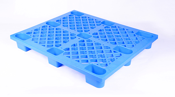 雨季來臨，倉庫怎么能少了塑料托盤？